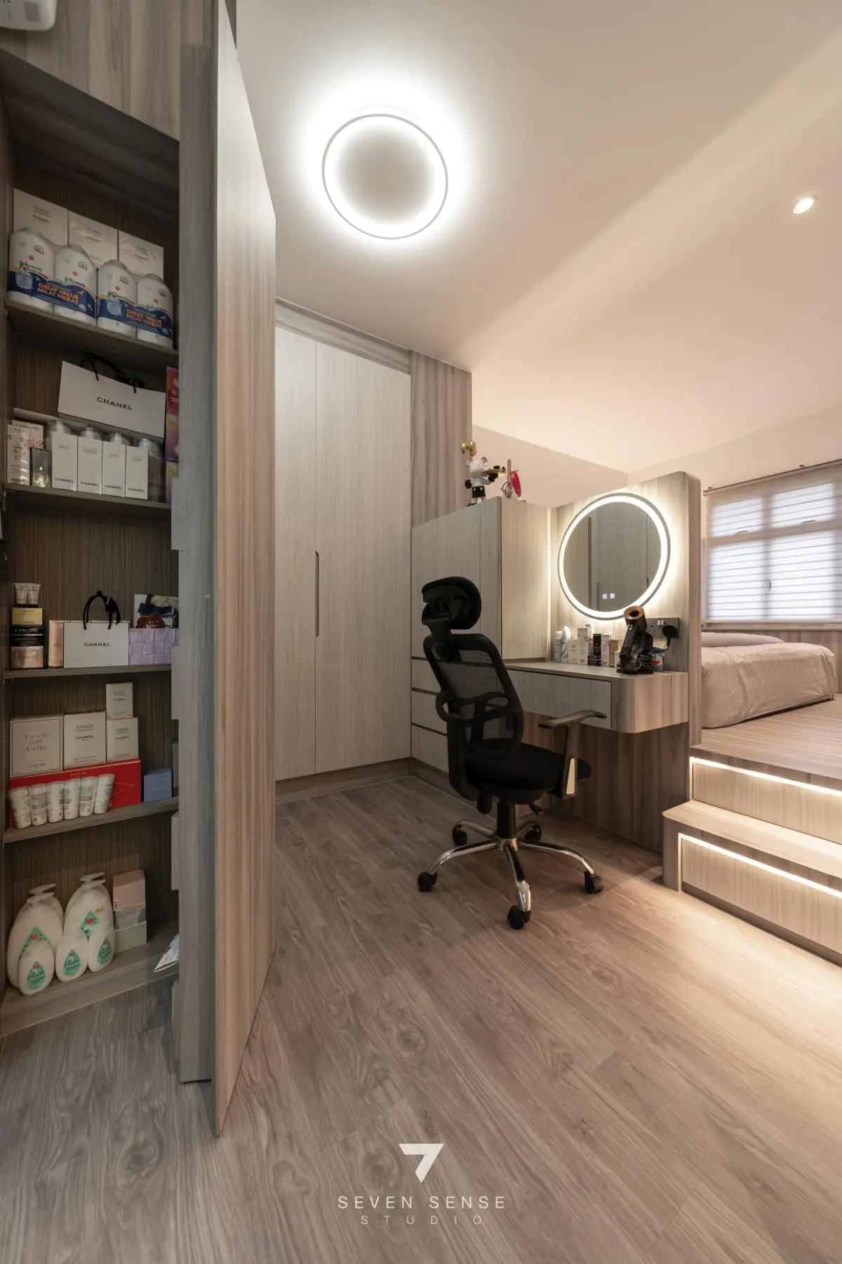 7 Sense Studio — 120A Canberra Crescent 13