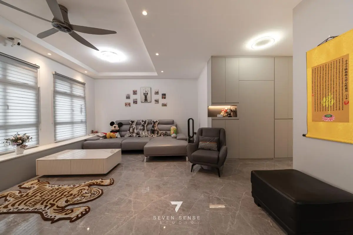7 Sense Studio — 120A Canberra Crescent 2
