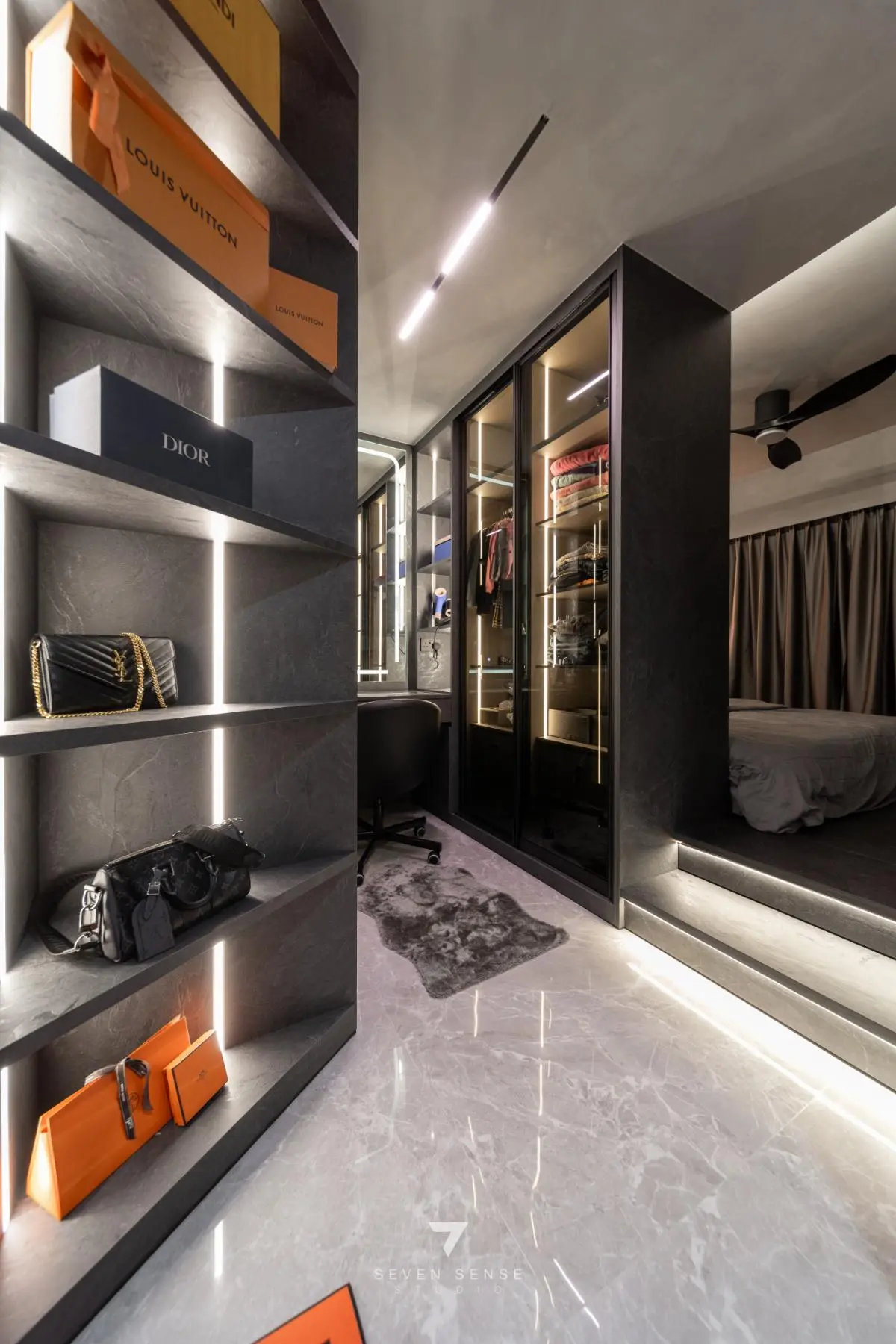 7 Sense Studio — 432B Northshore Drive 19