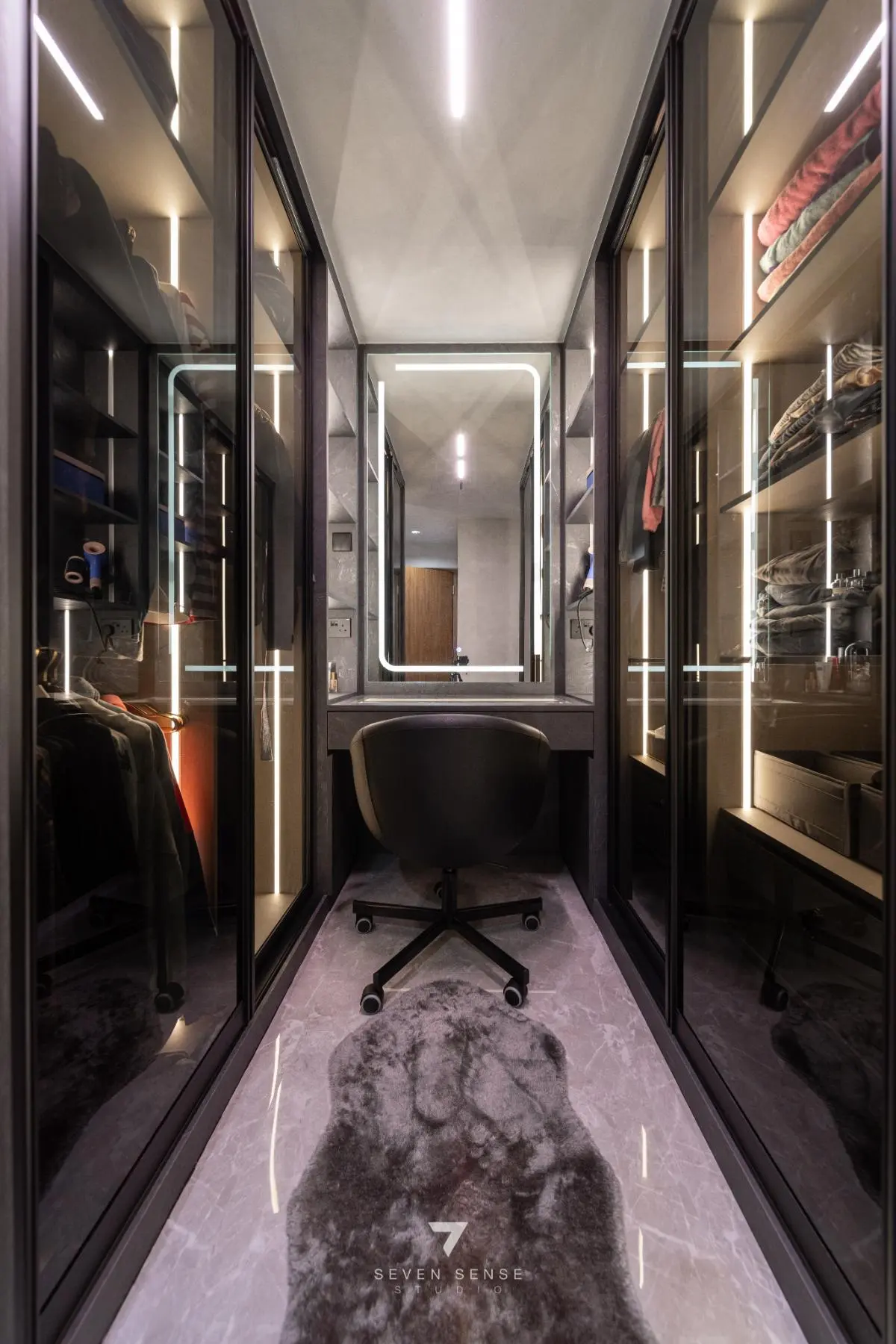 7 Sense Studio — 432B Northshore Drive 20