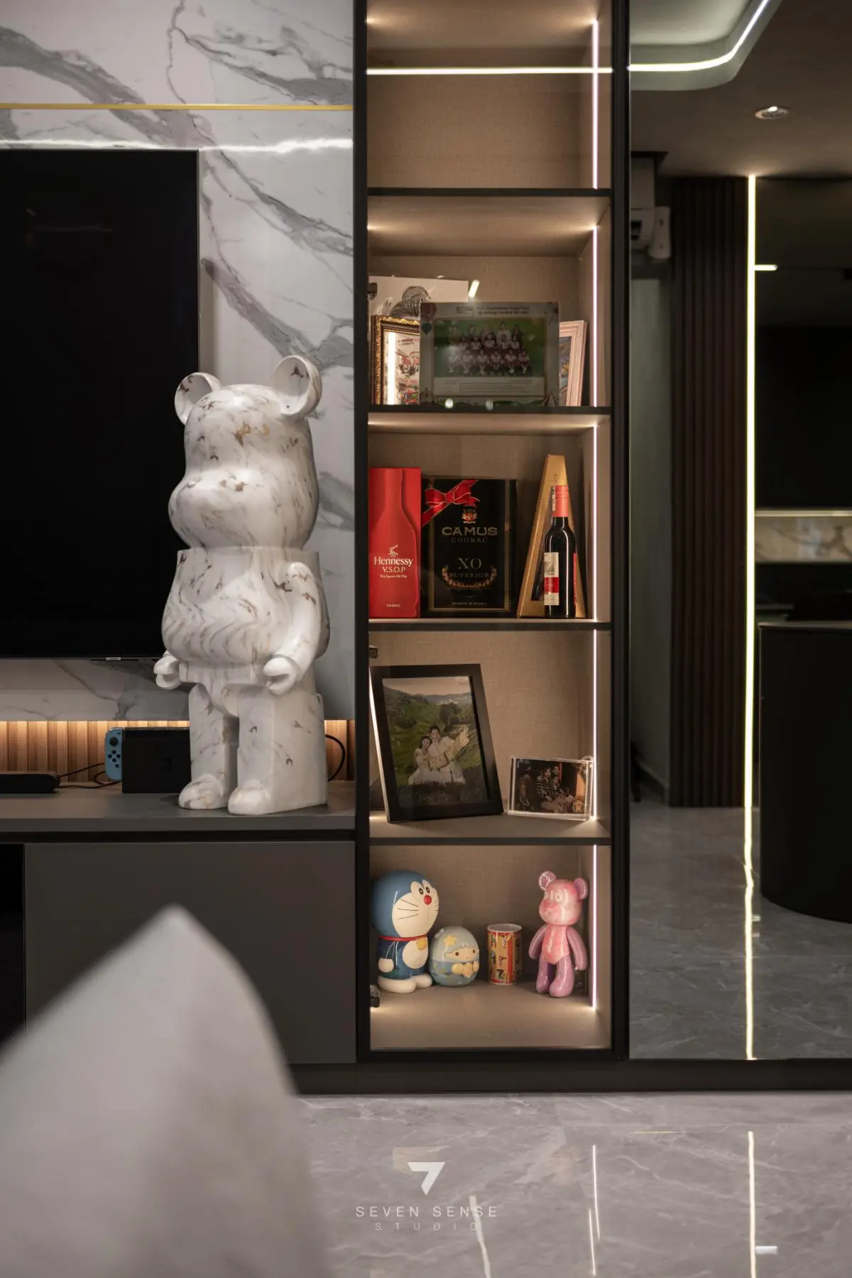 7 Sense Studio — 432B Northshore Drive 8