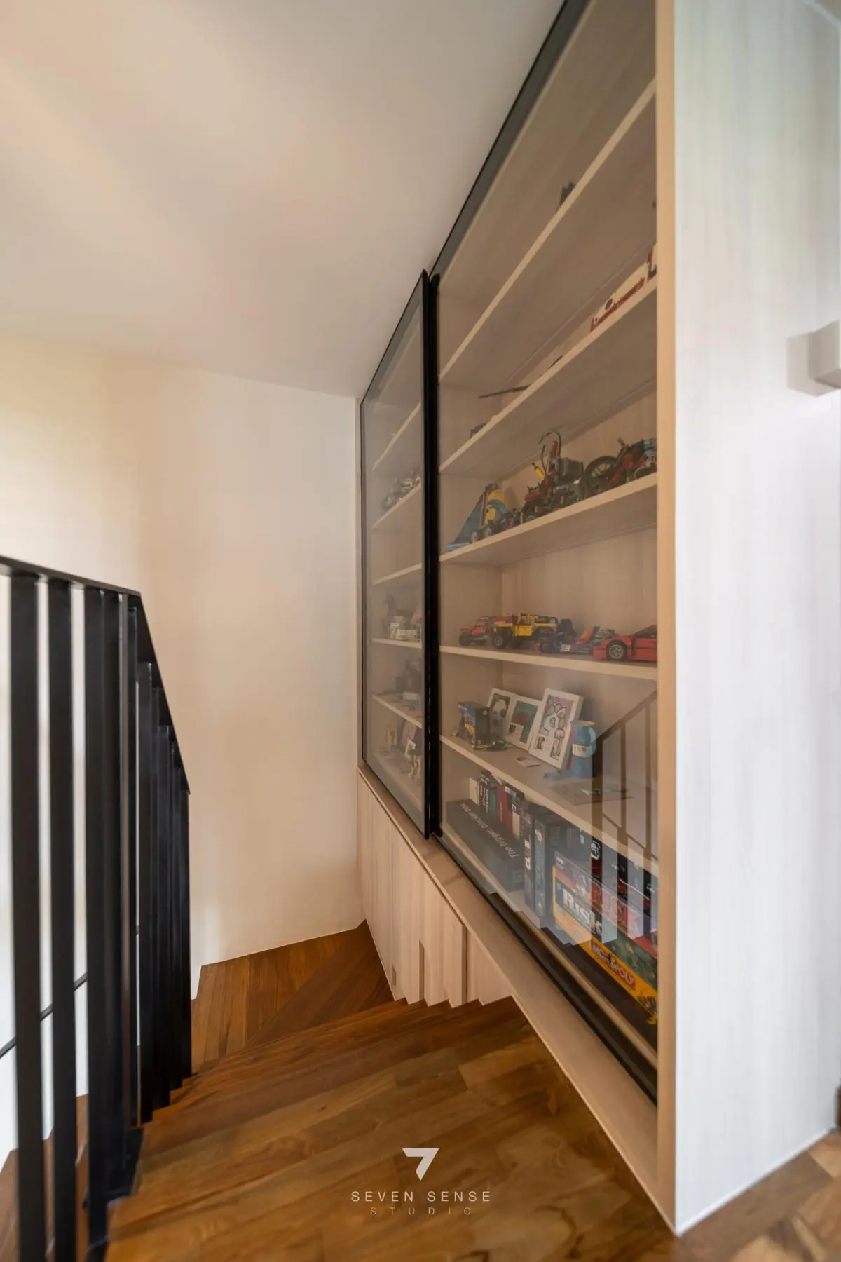 7 Sense Studio — 455 Hougang Avenue 10 13
