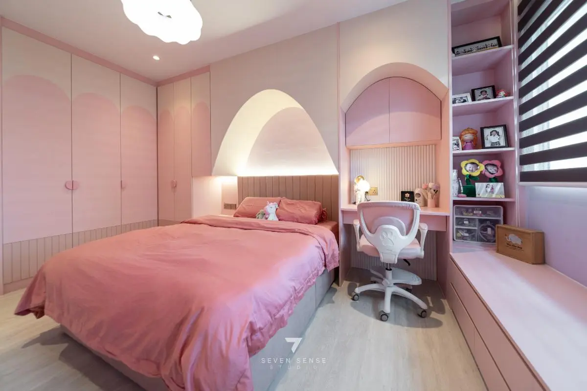 7 Sense Studio — 670 Woodlands Dr 71 13