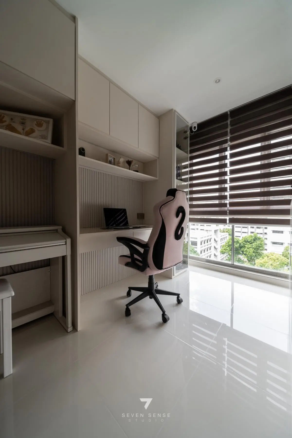 7 Sense Studio — 670 Woodlands Dr 71 5