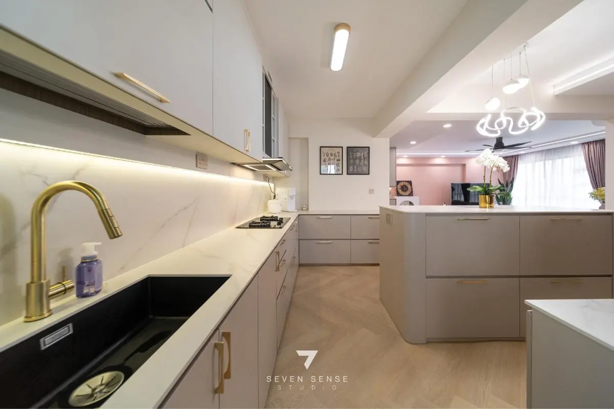 7 Sense Studio — 783C Woodlands Rise 10