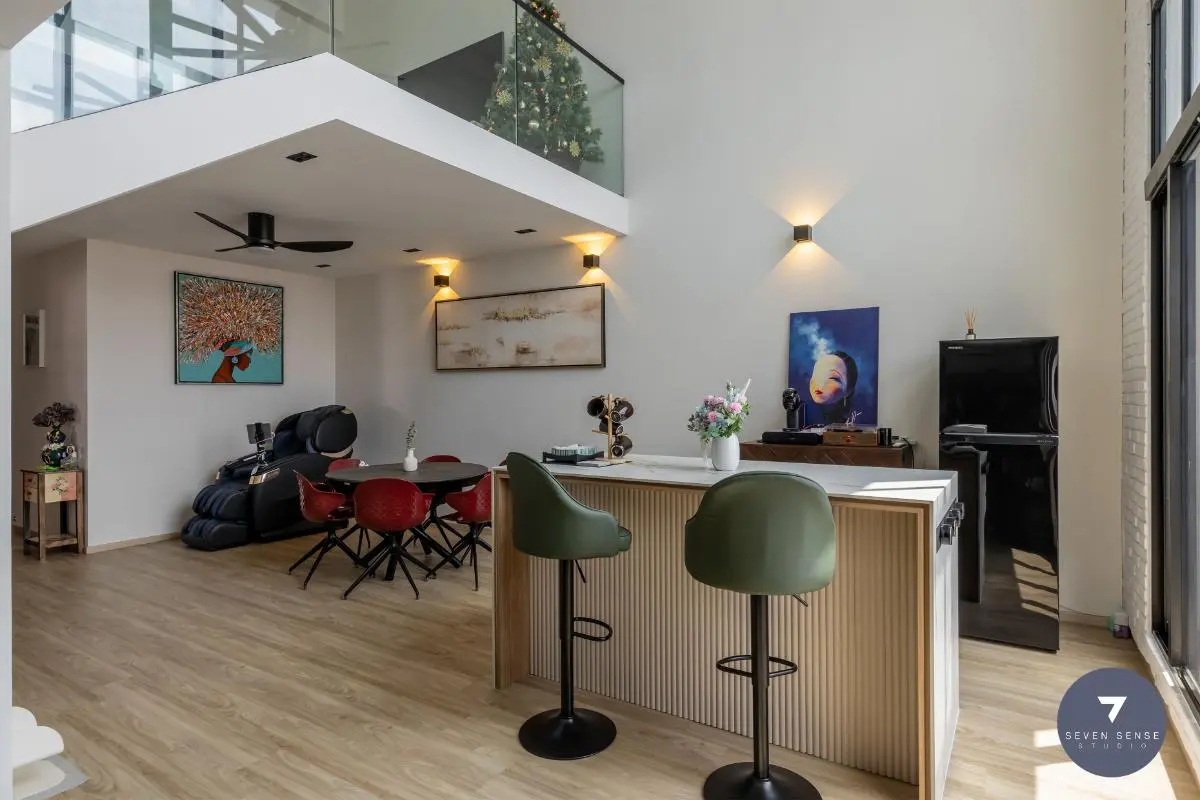 7 Sense Studio — 9B Woodlands Drive 72 3