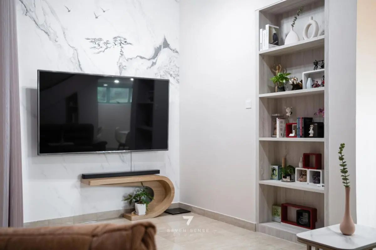 7 Sense Studio — Hazel Park Condo — Kitchen 2