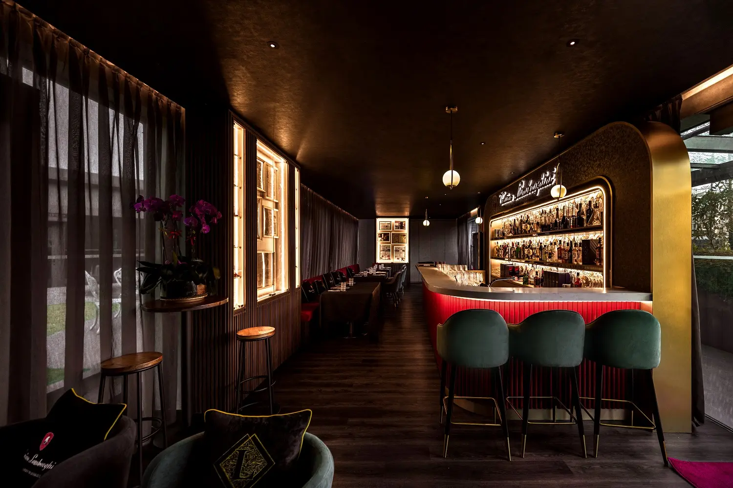 Refined Luxury & Strategic Versatility @ Club Di Lusso