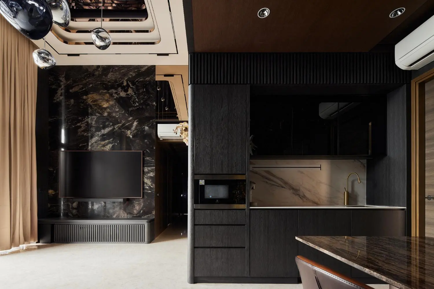 Space Change Florence Residence — fluted elements and double-height volume