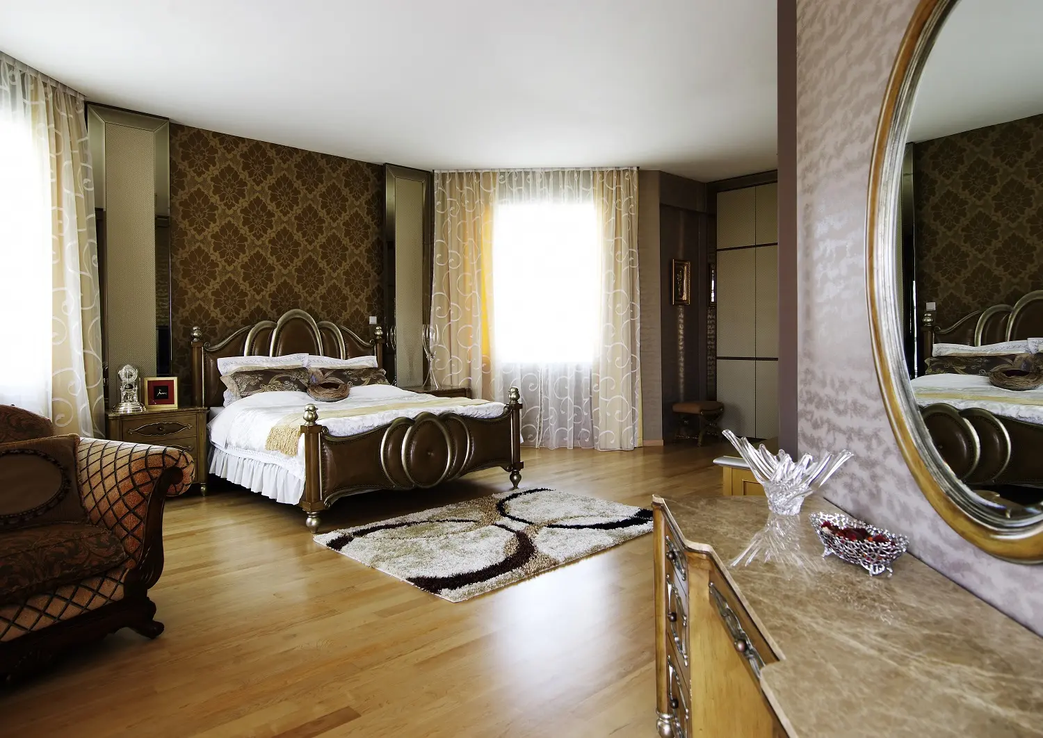D'Perception Ritz — Modern Classicism — 2