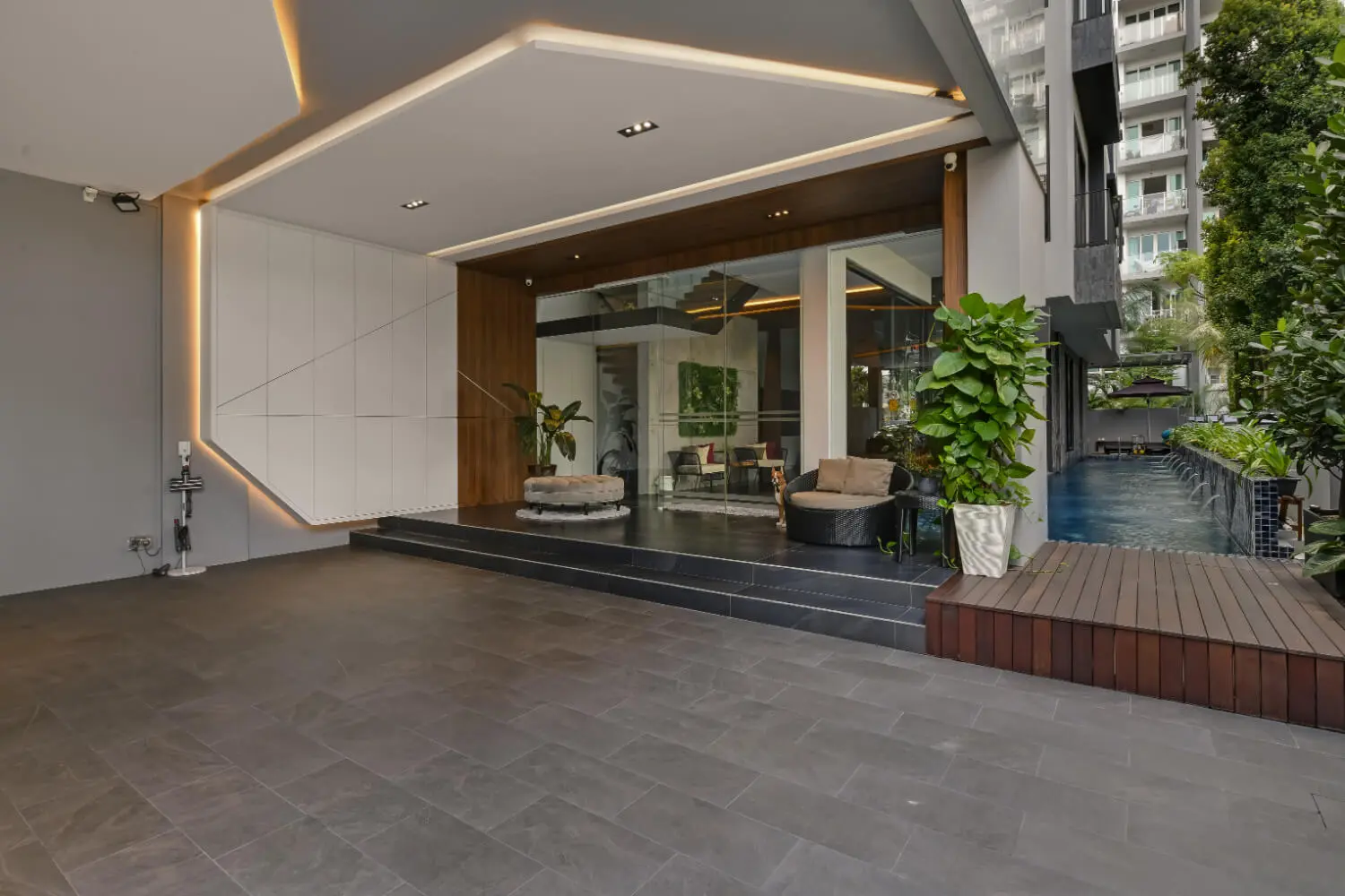 69A Lengkong Ampat — dining area