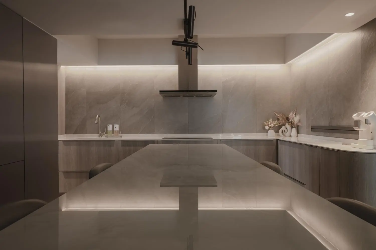 erstudio — A Quiet Continuum at Sumang Walk — 7