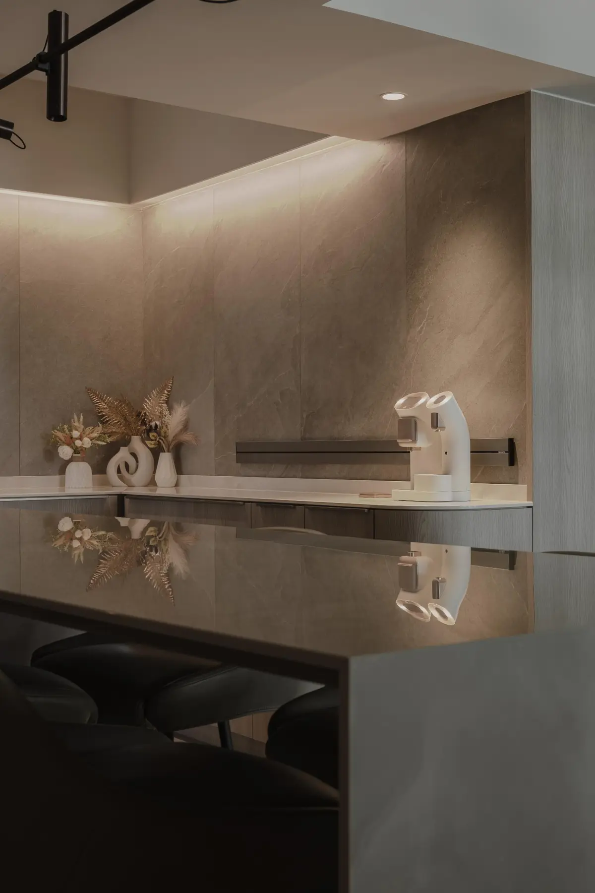 erstudio — A Quiet Continuum at Sumang Walk — 8