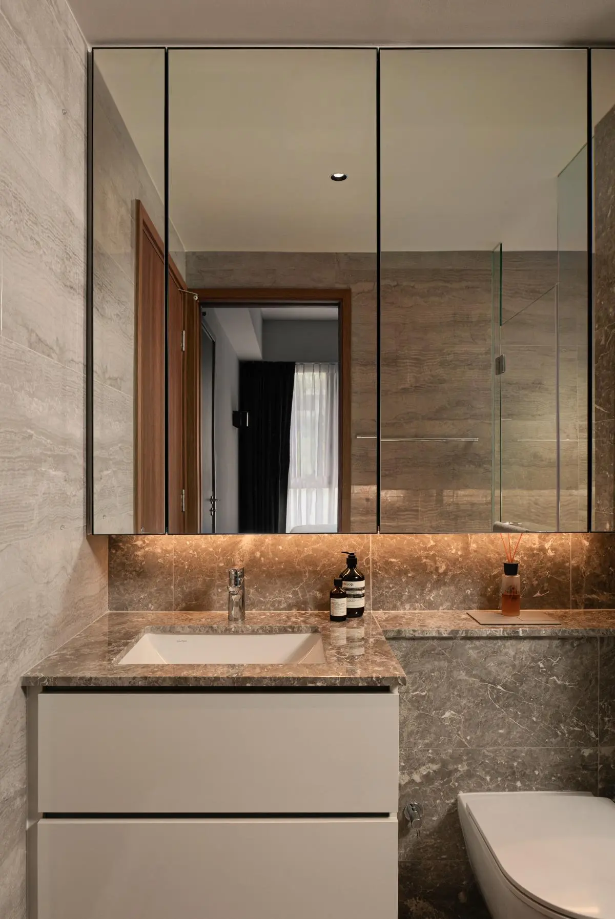 HID Studio — 4th Avenue Apartment — 10