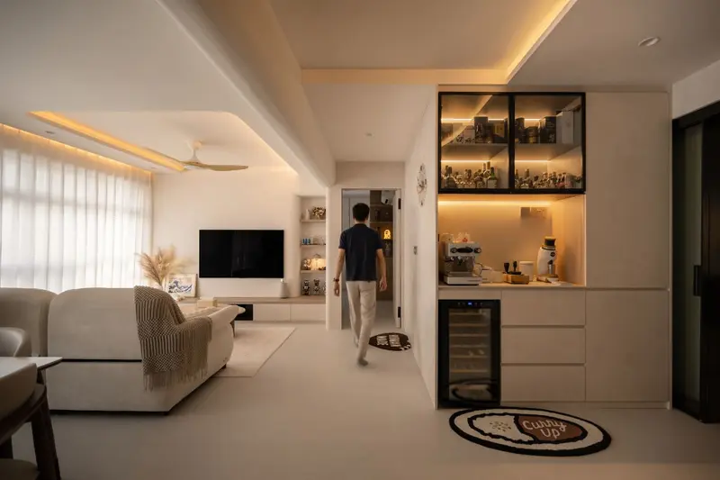 SHE Interior