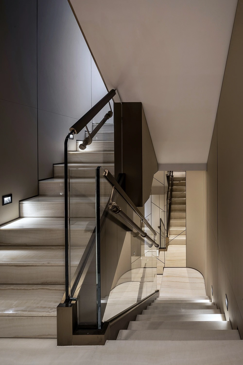 Altissimo by PTang Studio — 15