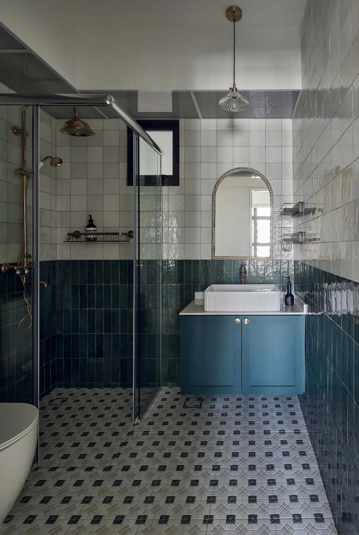 RENOSTUDIO — 125A Tengah Drive — 21