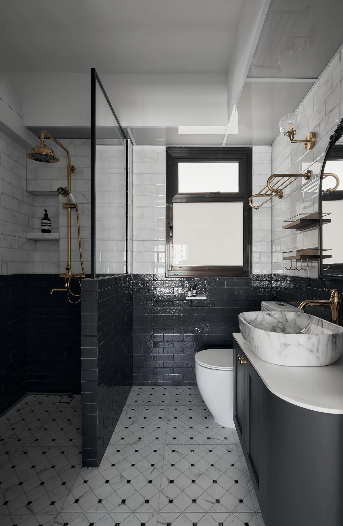 RENOSTUDIO — 125A Tengah Drive — 37