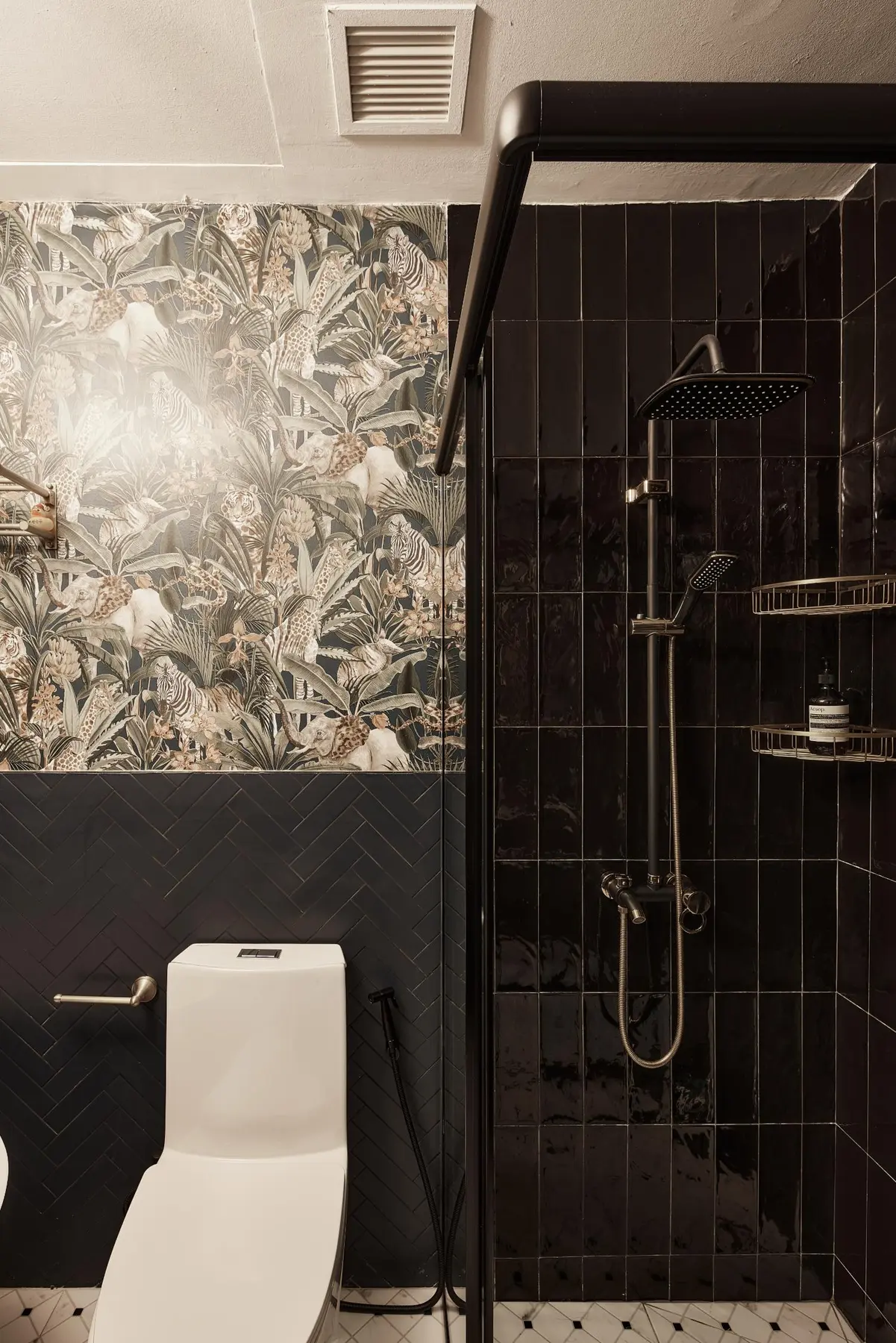 RENOSTUDIO — 64 Duchess Ave — 1