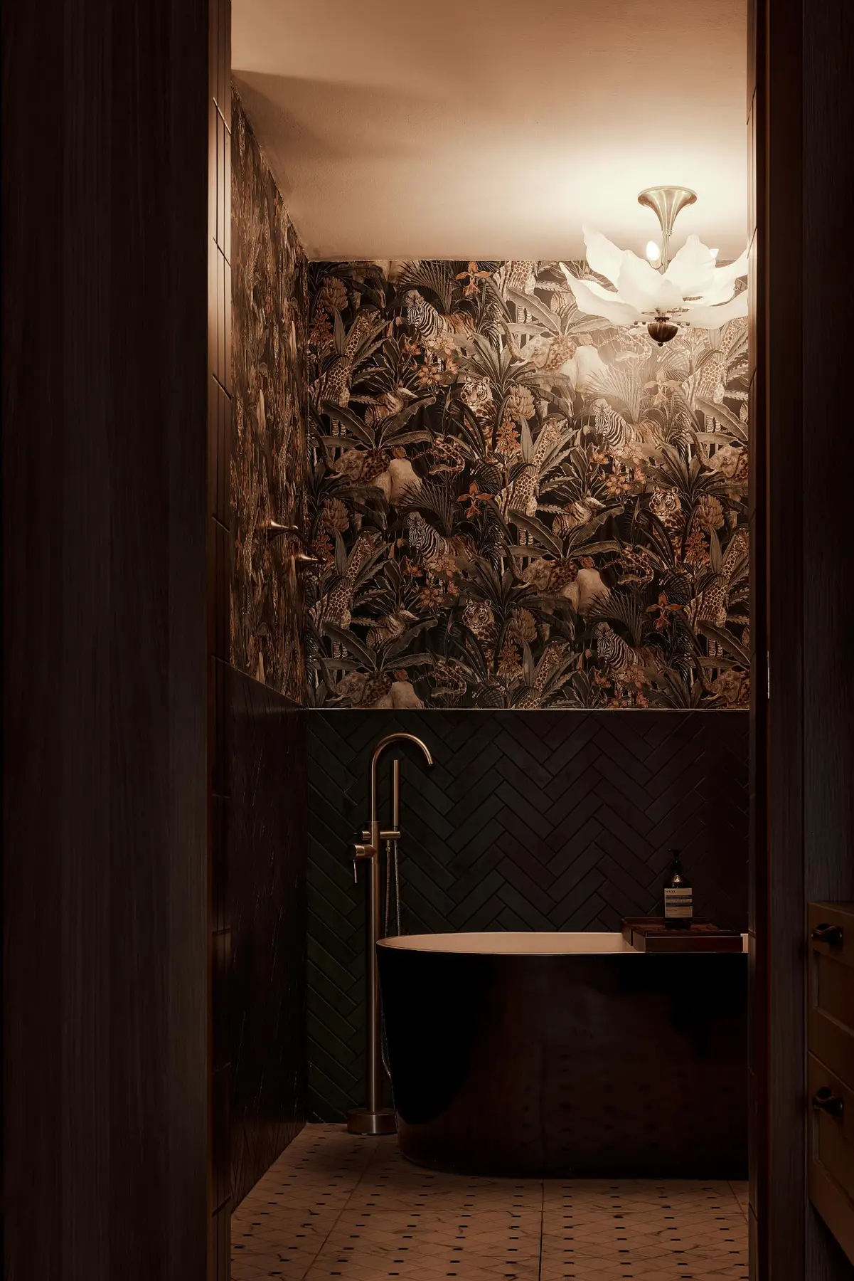 RENOSTUDIO — 64 Duchess Ave — 24