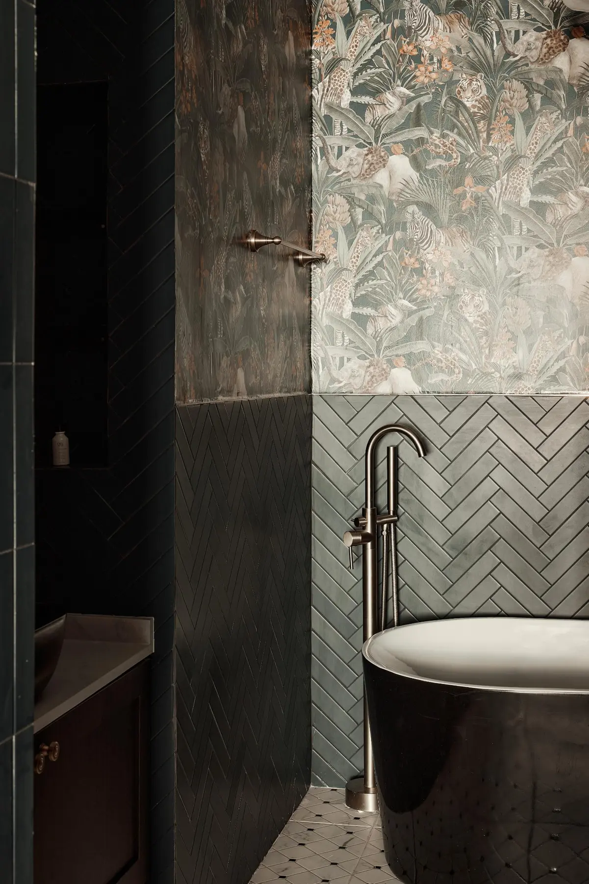 RENOSTUDIO — 64 Duchess Ave — 26