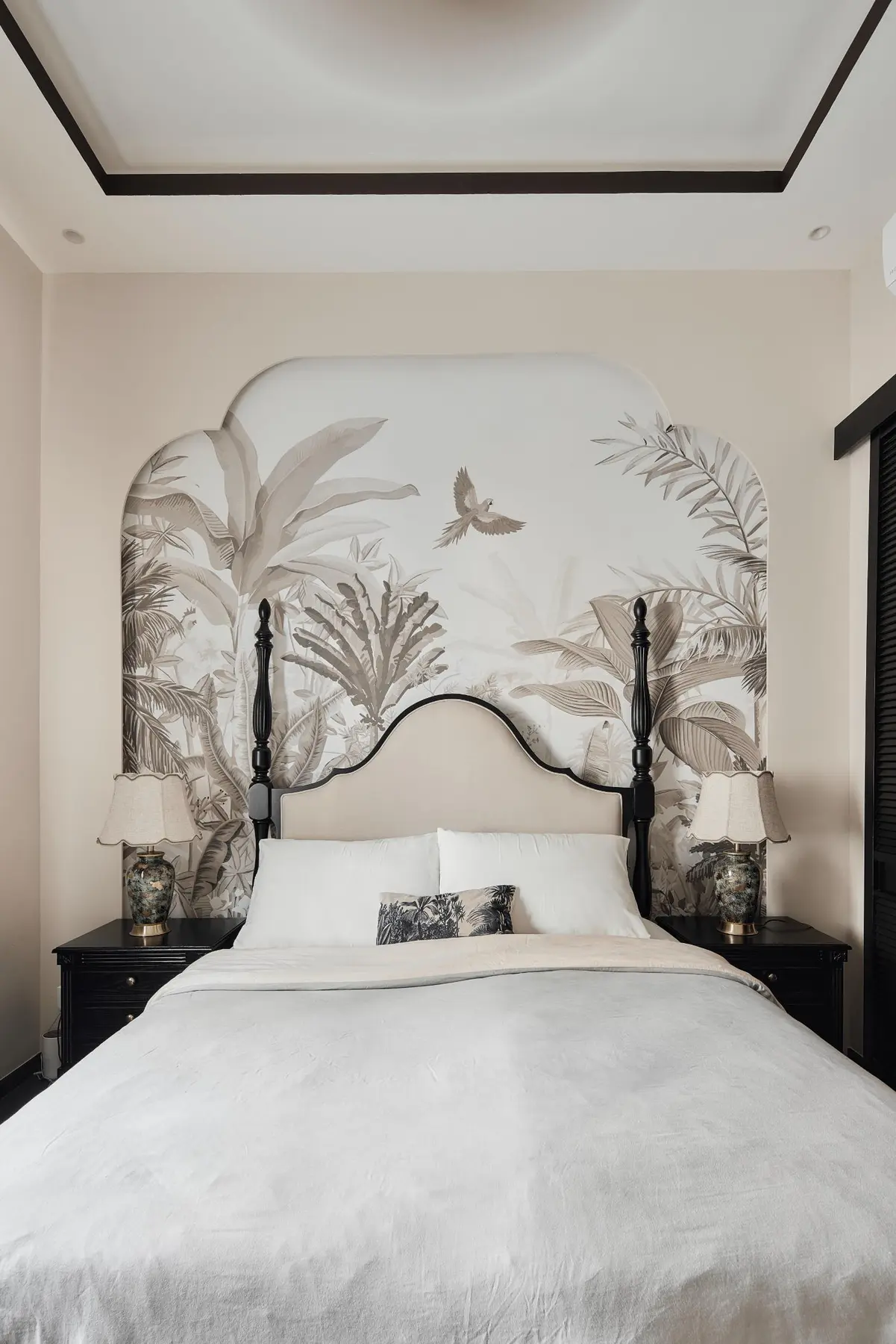 RENOSTUDIO — 64 Duchess Ave — 31