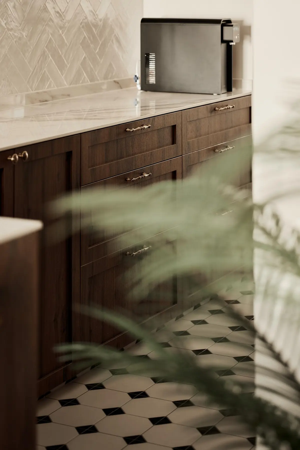 RENOSTUDIO — 64 Duchess Ave — 34