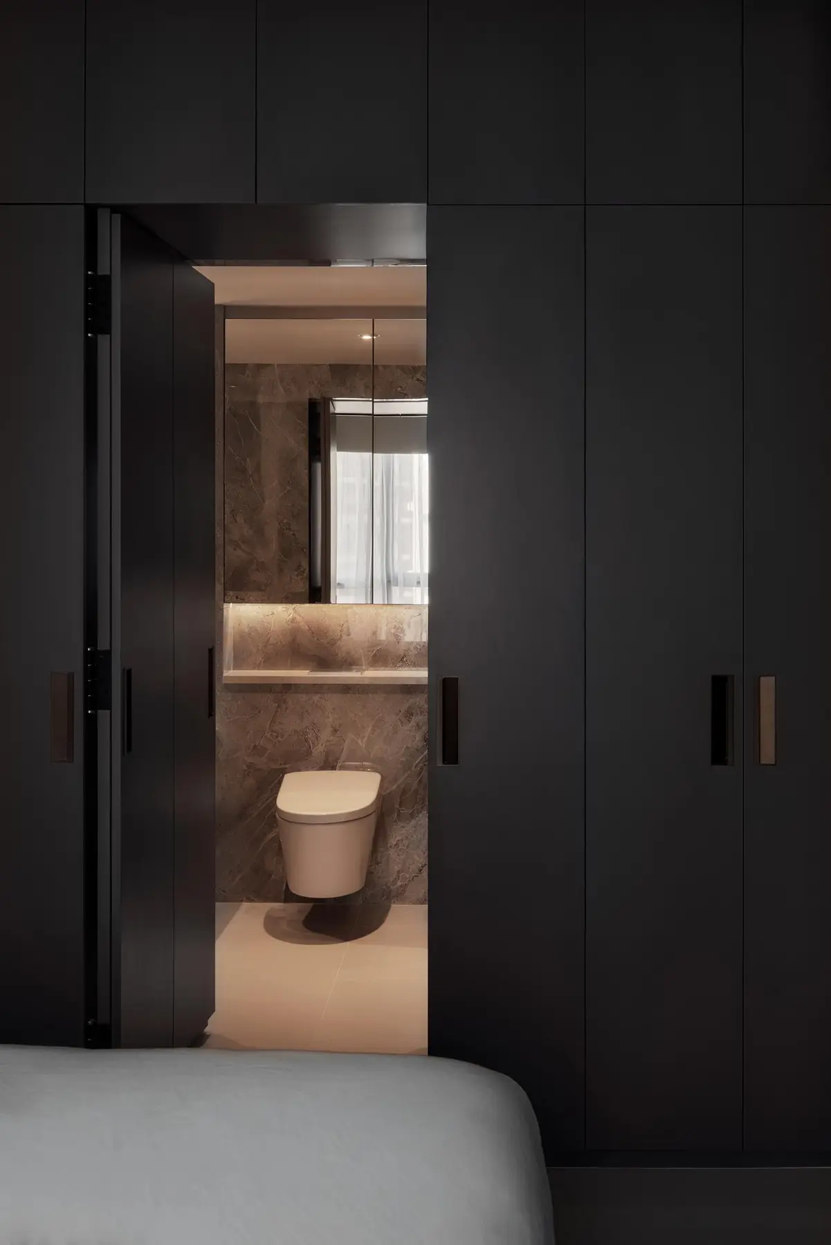 RENOSTUDIO — Esparina — 23