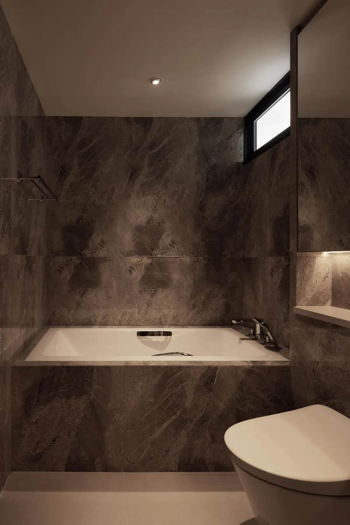RENOSTUDIO — Esparina — 27