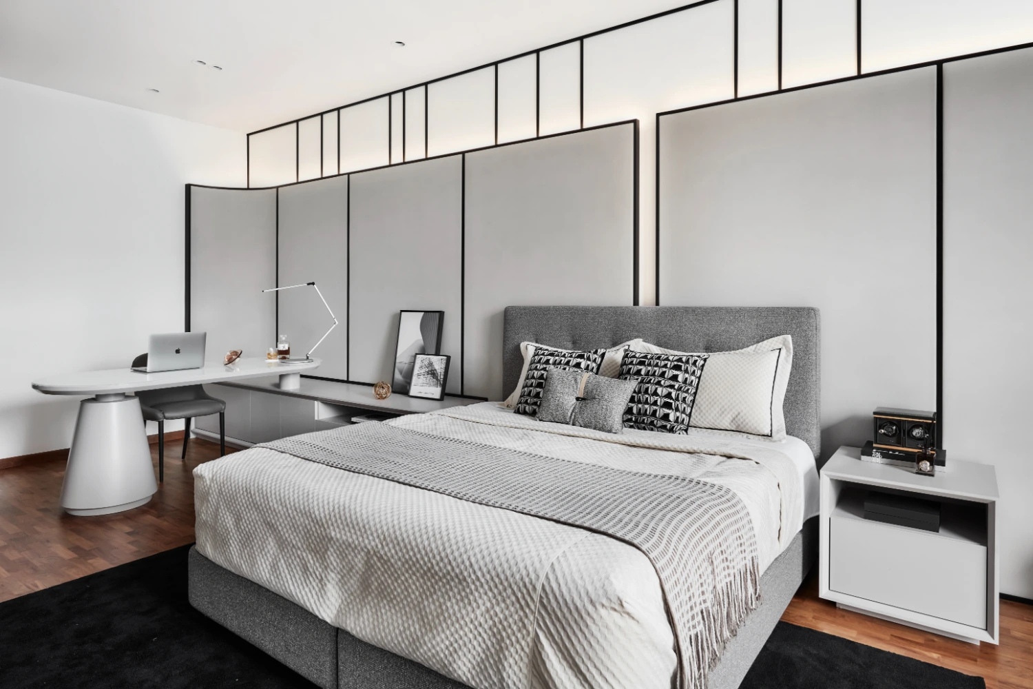 Symphony of Dreams master bedroom