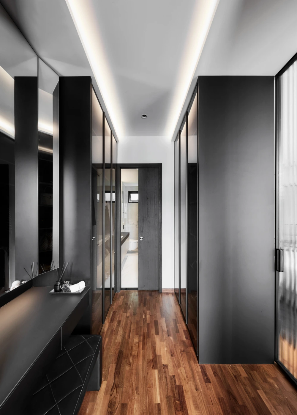 Symphony of Dreams bathroom