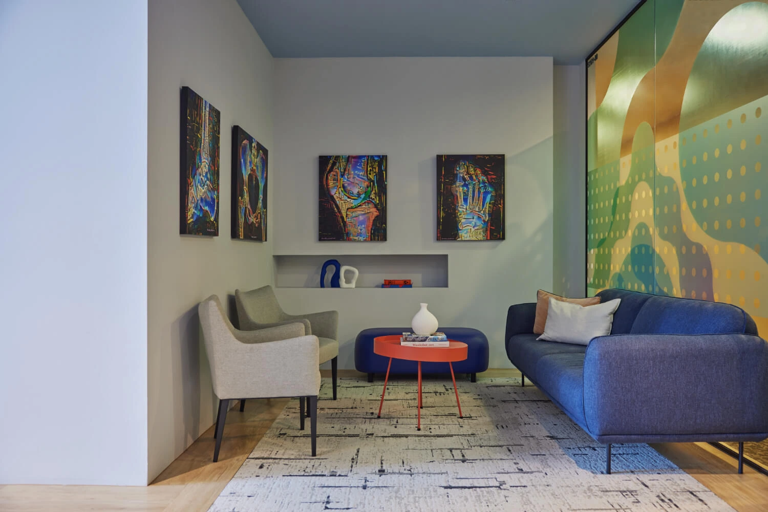 The Artistic Transformation of An Orthopaedic Clinic