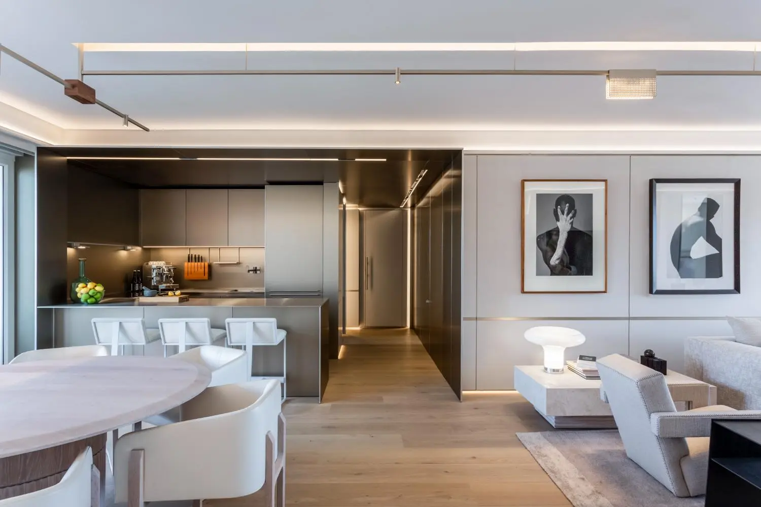 Spatial flow and transitional areas