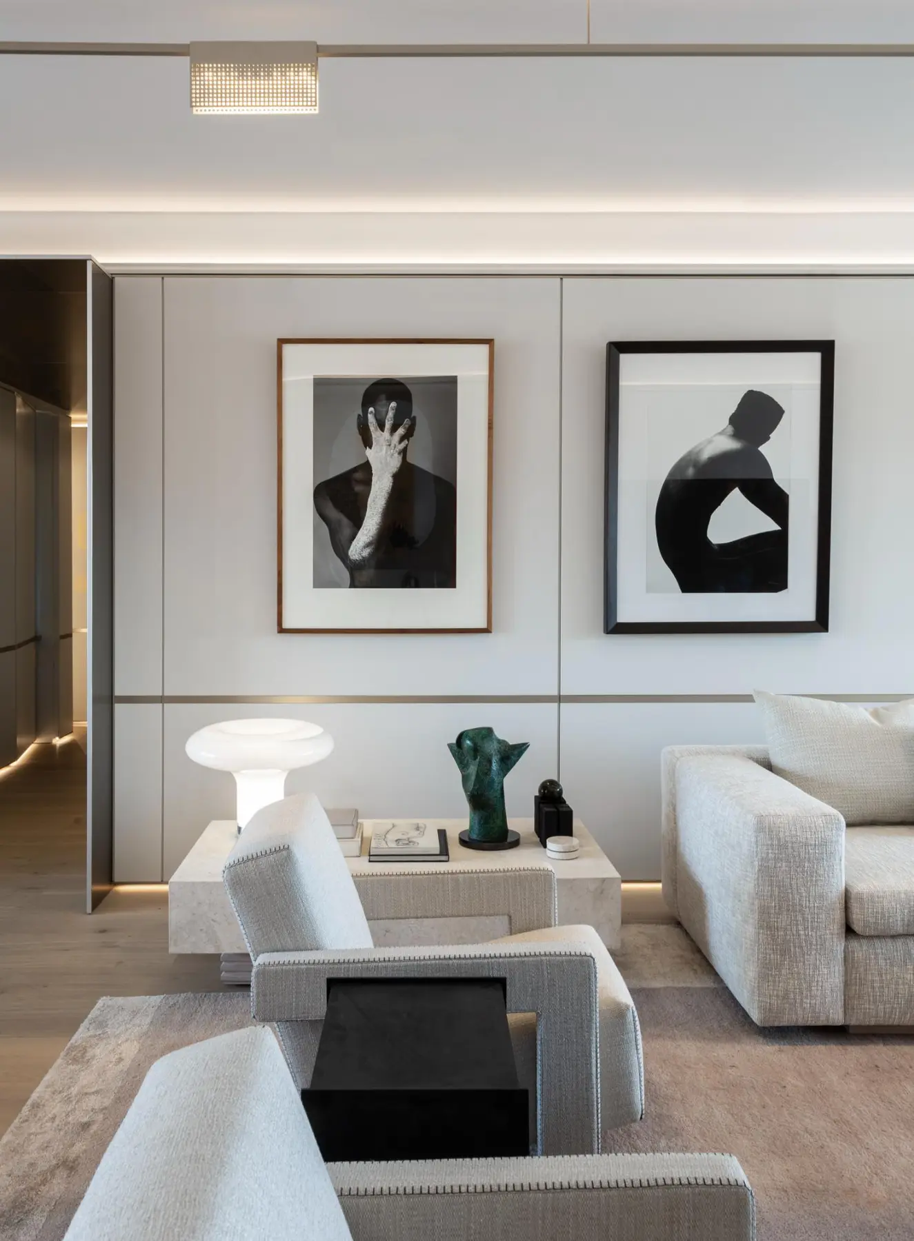 Private bedroom zone