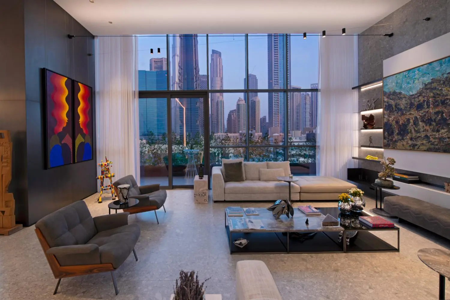 Dori Hitti Architects Dubai penthouse — entry sequence